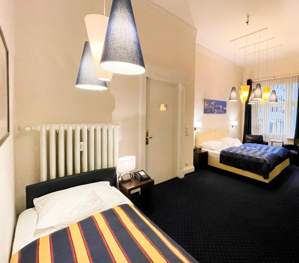 Hotel Wagner Im Dammtorpalais Hamburg Ngoại thất bức ảnh