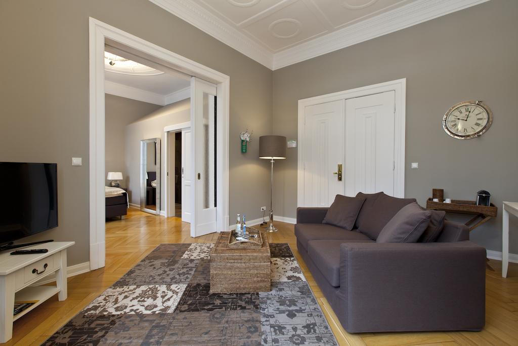 Hotel Wagner Im Dammtorpalais Hamburg Ngoại thất bức ảnh