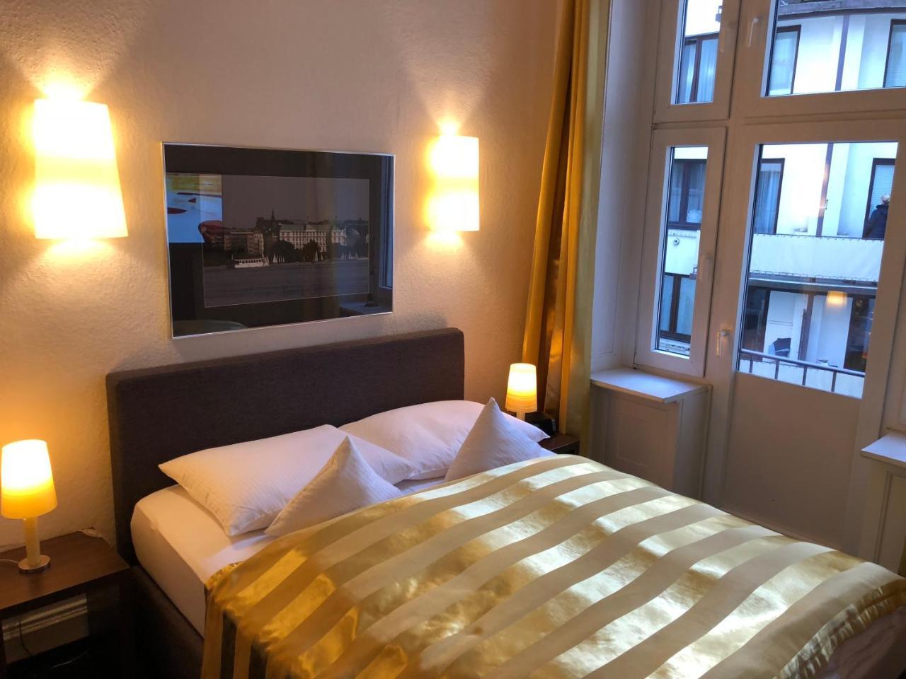 Hotel Wagner Im Dammtorpalais Hamburg Ngoại thất bức ảnh