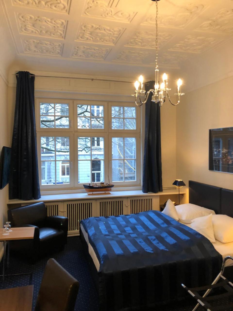 Hotel Wagner Im Dammtorpalais Hamburg Ngoại thất bức ảnh