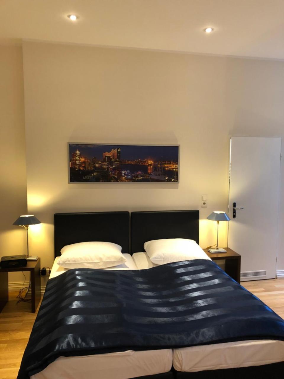 Hotel Wagner Im Dammtorpalais Hamburg Ngoại thất bức ảnh