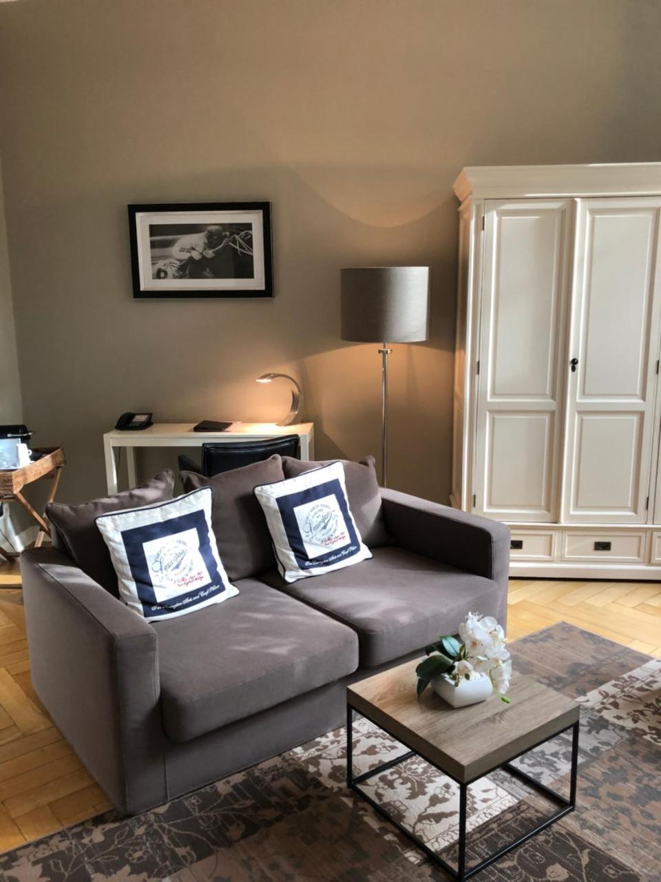 Hotel Wagner Im Dammtorpalais Hamburg Ngoại thất bức ảnh