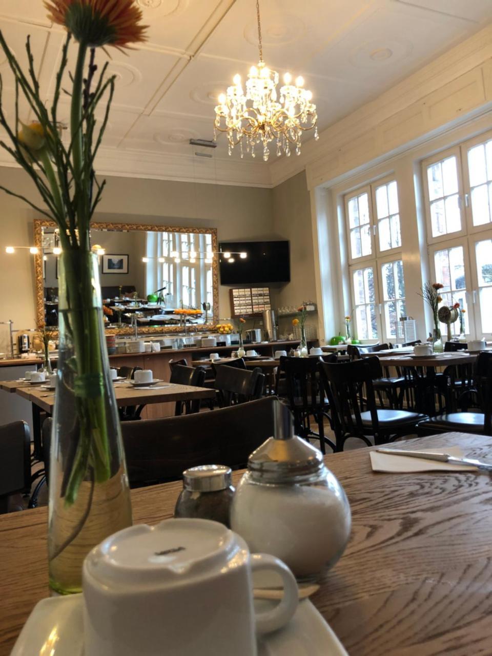 Hotel Wagner Im Dammtorpalais Hamburg Ngoại thất bức ảnh