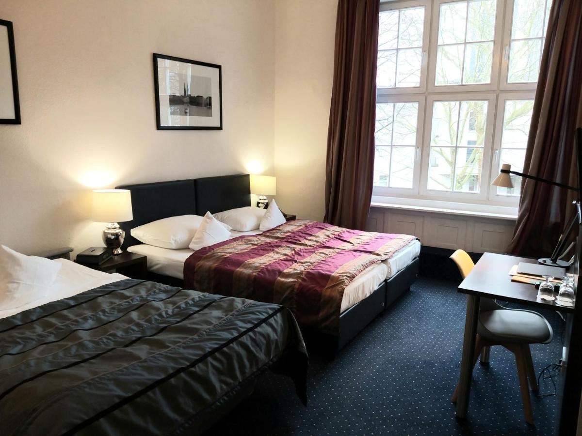 Hotel Wagner Im Dammtorpalais Hamburg Ngoại thất bức ảnh